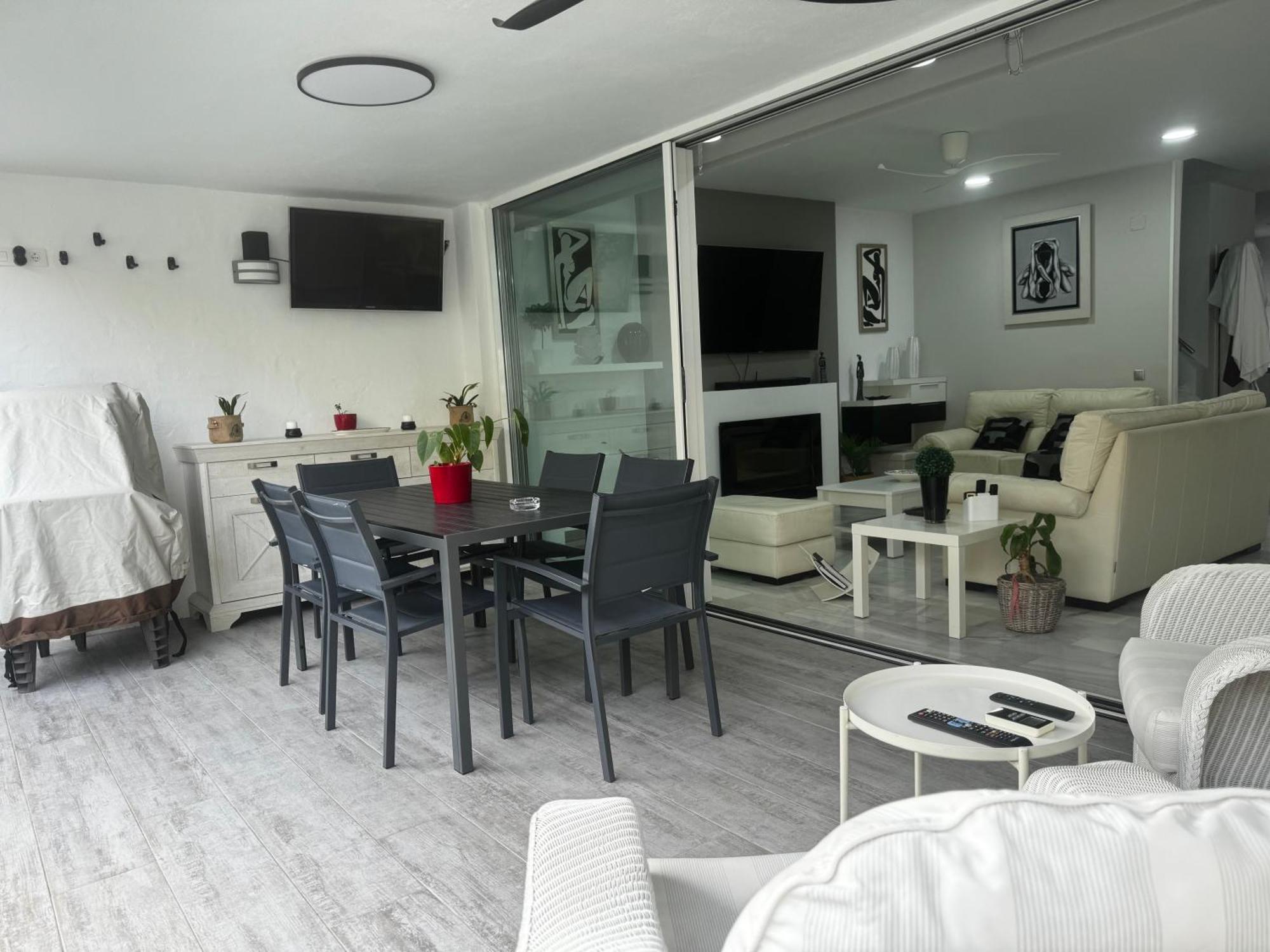 فيلا Puertohouse إل بويرتو دي سانتا ماريا المظهر الخارجي الصورة